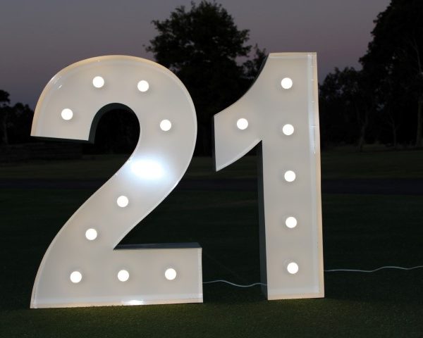 LED light-up number 21 hire